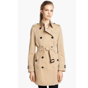 Burberry Buckingham Trench Coat